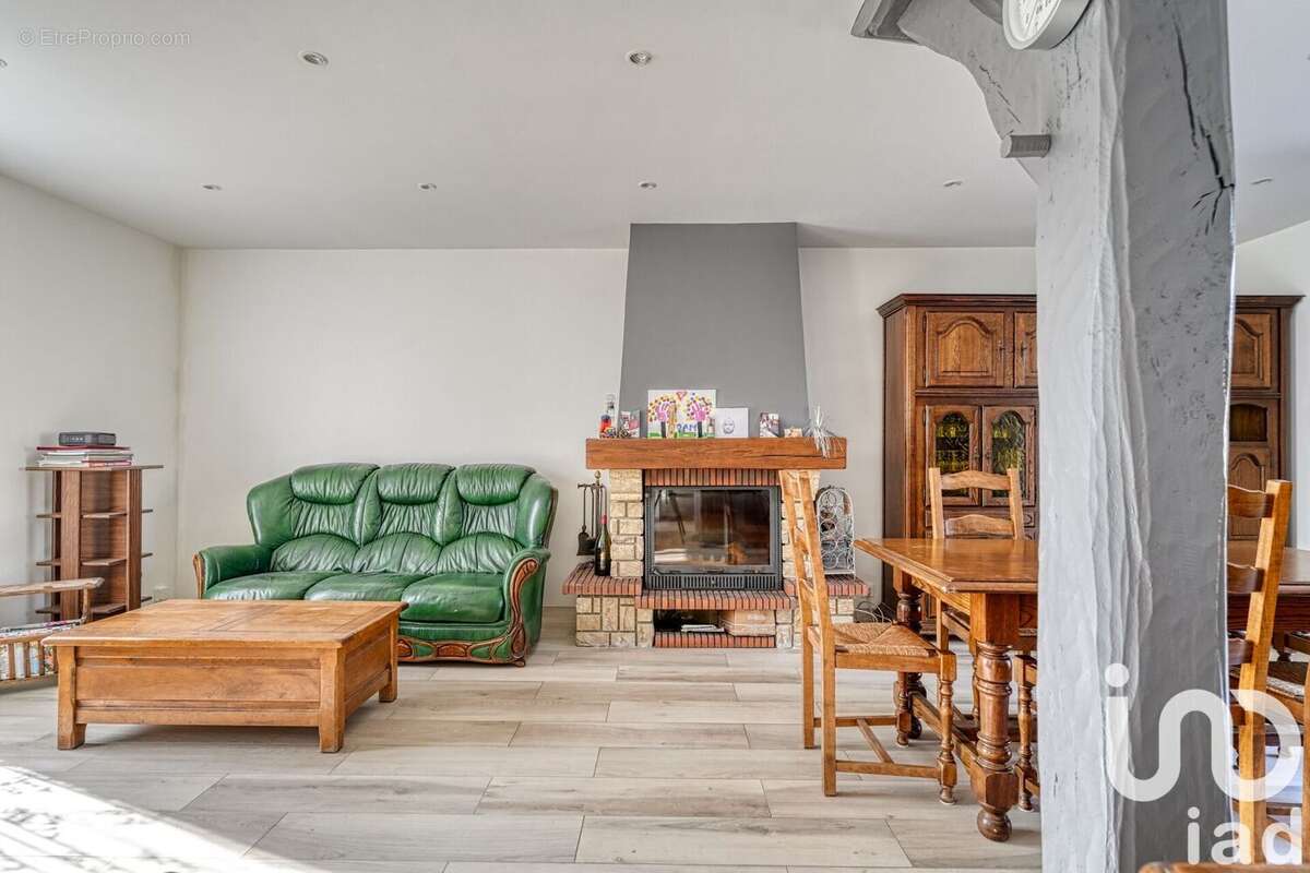 Photo 5 - Maison à EPONE