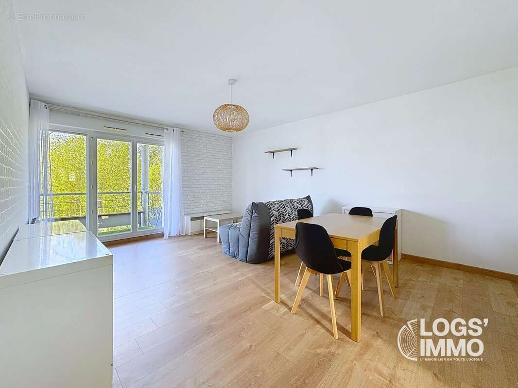 Appartement à VILLENAVE-D'ORNON