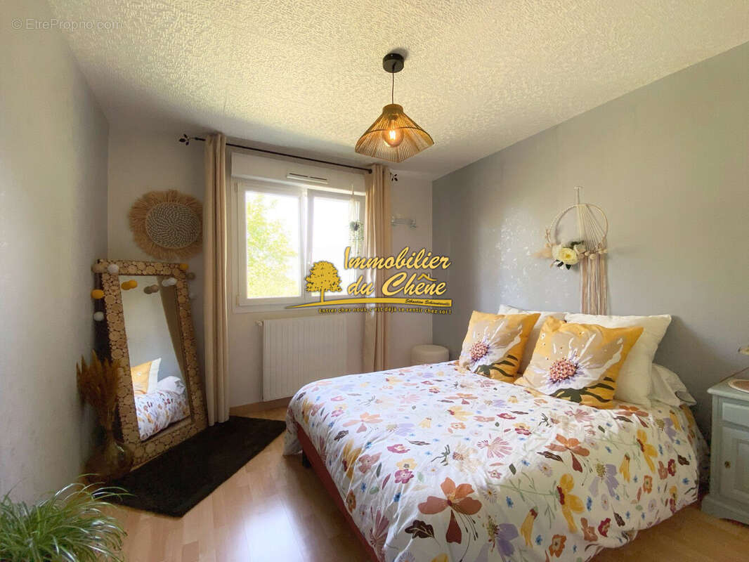 Maison à SAINT-VALBERT