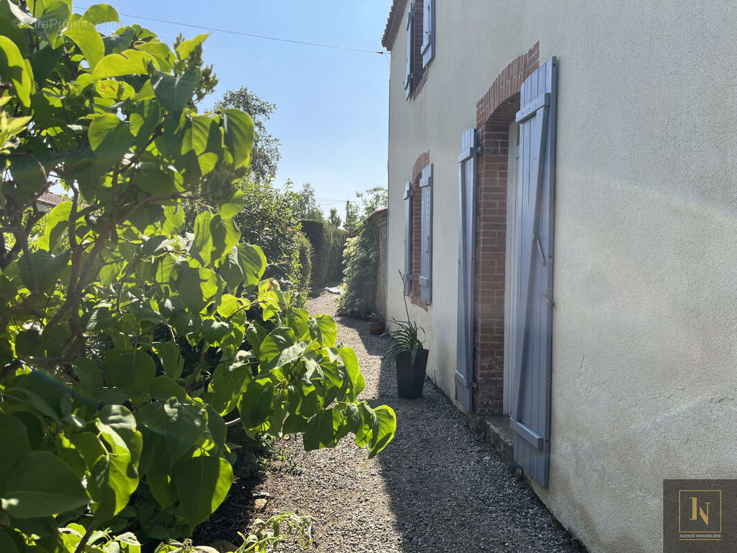 Maison à FROSSAY