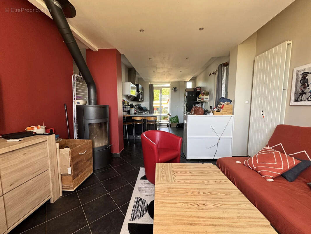 Appartement 55 m² à Saint-Remy-L'honore  - photo 7