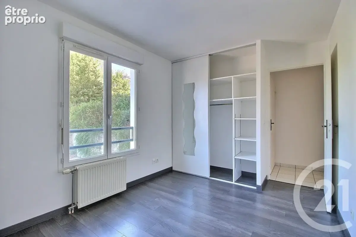 Appartement 76 m² à Thonon-Les-Bains  - photo 4