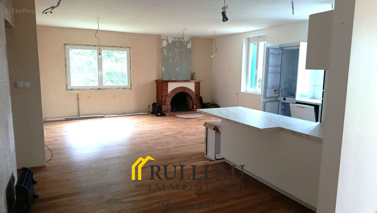 Maison et dépendance à Laruscade - photo 3