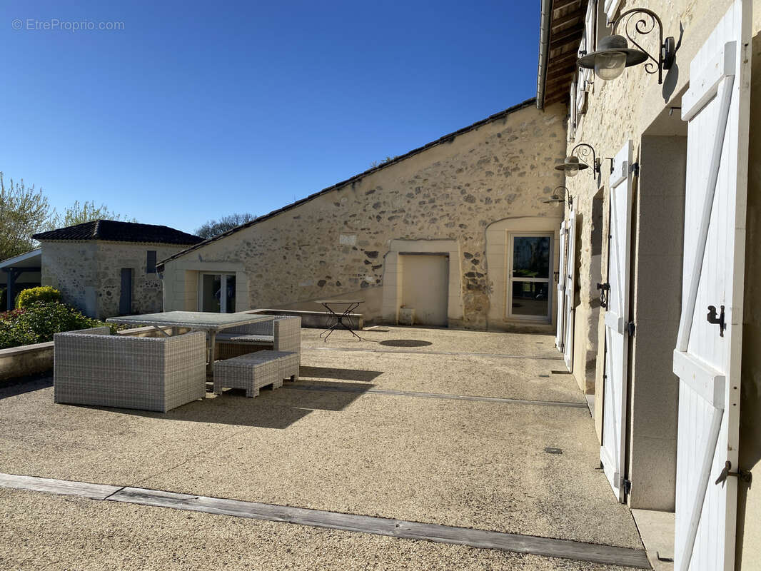 Maison à GRIGNOLS