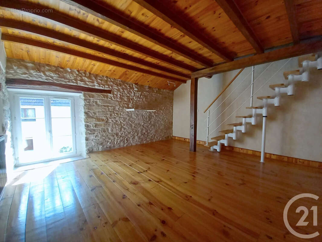 Maison à MAINCY
