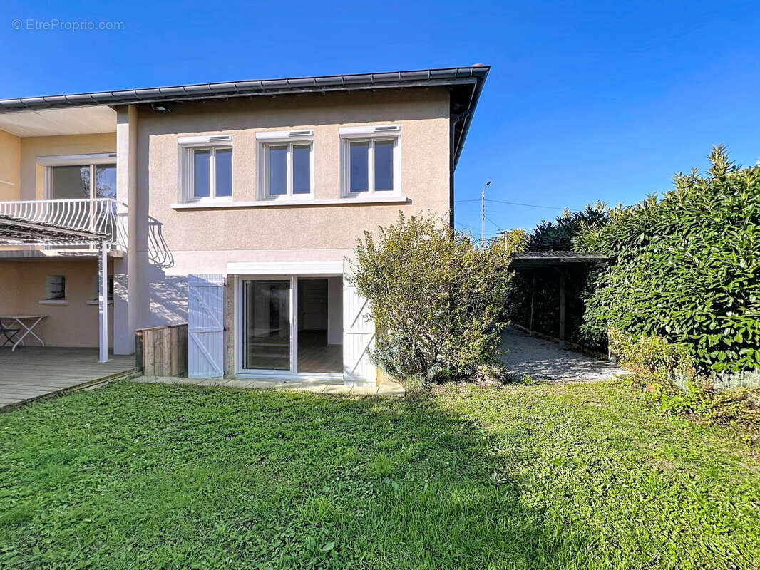 Maison à VILLEFRANCHE-SUR-SAONE