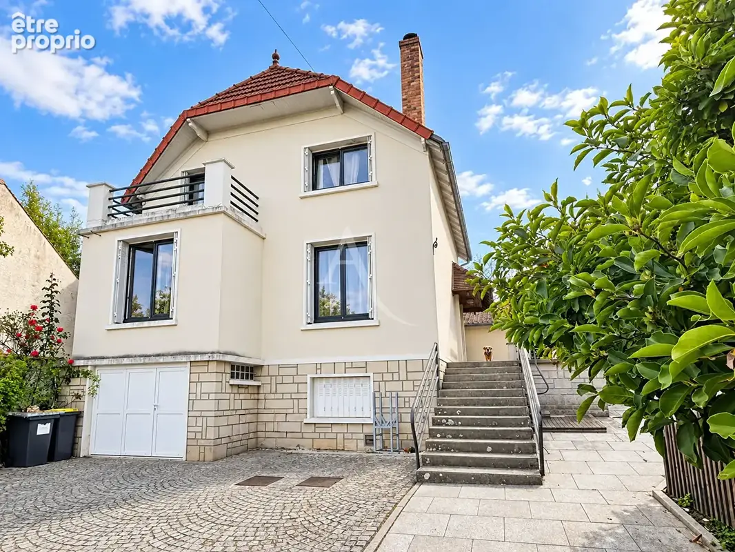 Photo Maison à Osny au prix de 359 000€