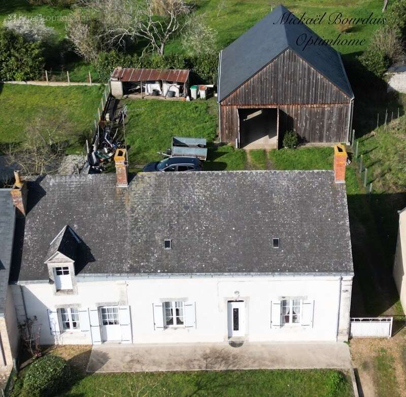Maison à LUCHE-PRINGE