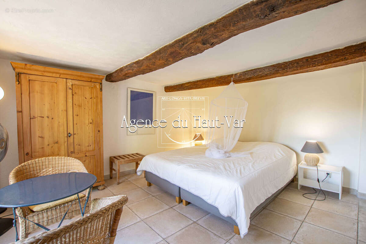 Maison à FAYENCE