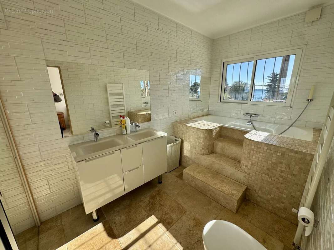 Golfe juan, limite cannes vente maison vue mer - photo 24