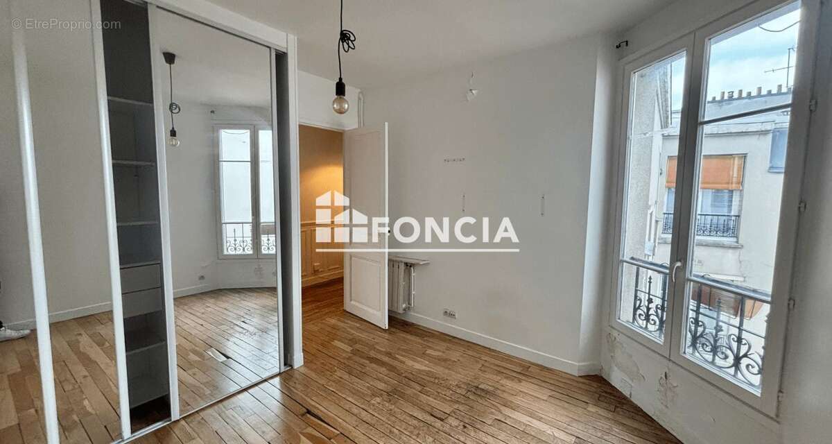 Appartement à PARIS-20E