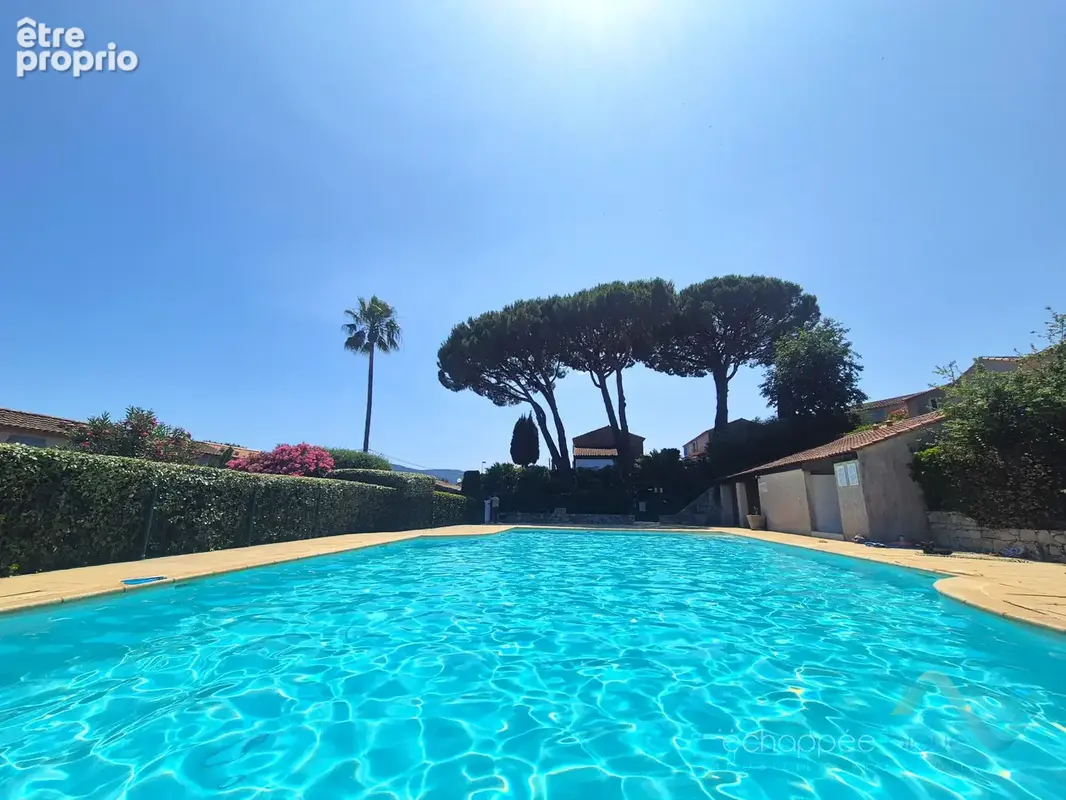 Vente Mazet 2 pièces dans une résidence avec piscine à Cogolin - photo 15