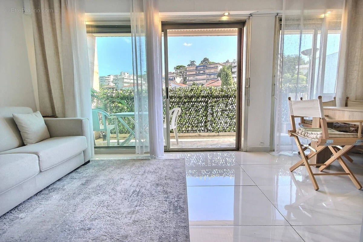 Appartement à CANNES