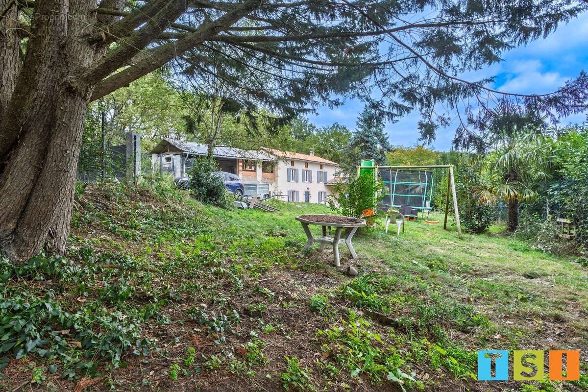 Maison à MARTRES-TOLOSANE