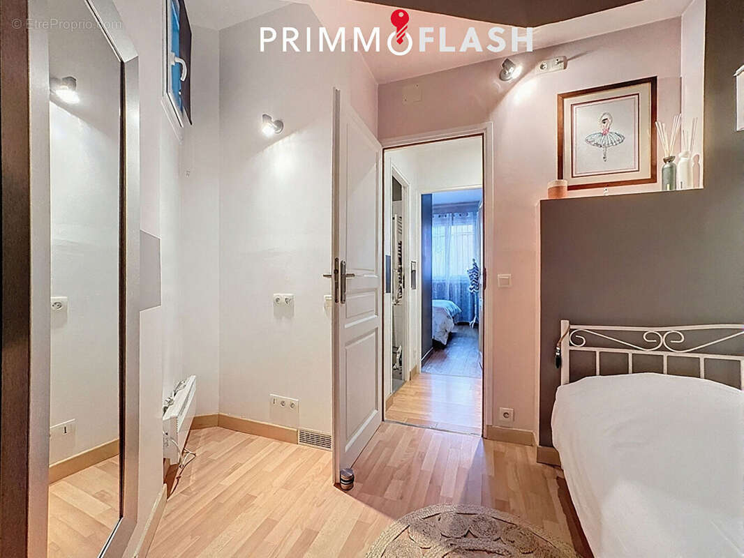 Appartement à AUBERVILLIERS