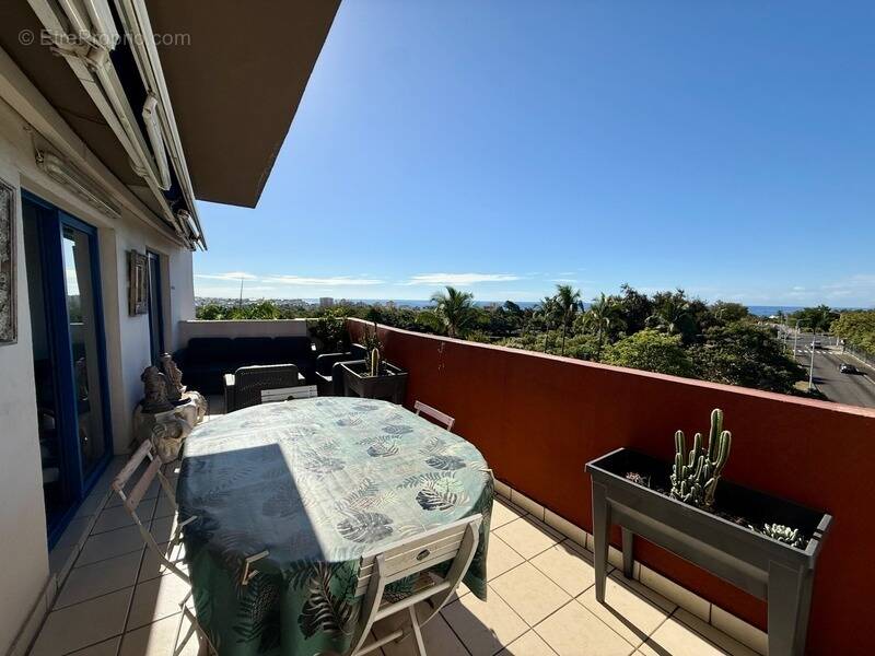 Appartement à SAINT-DENIS