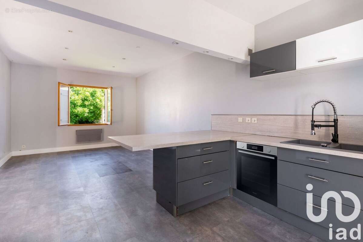 Photo 8 - Maison à MEYZIEU