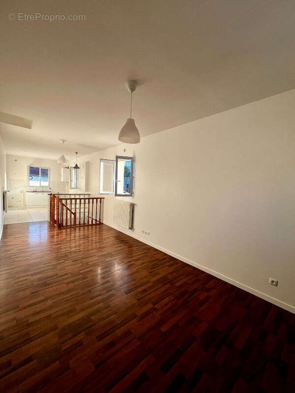 Nanterre / Chemin de l'ile - Maison individuelle en souplex - photo 2