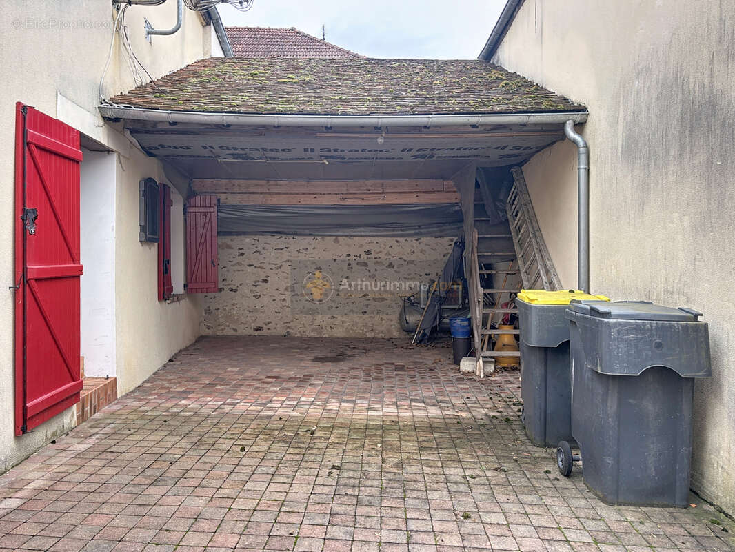 Maison à COULOMMIERS