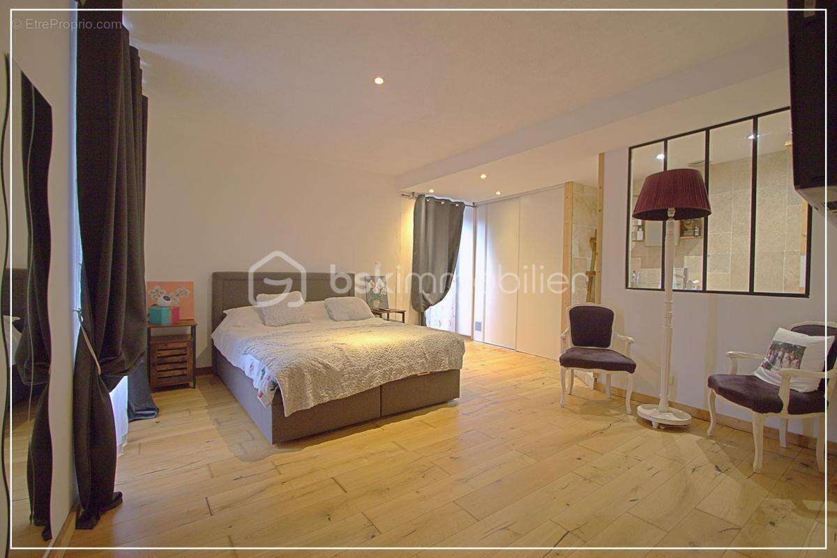 Maison à LES ABRETS