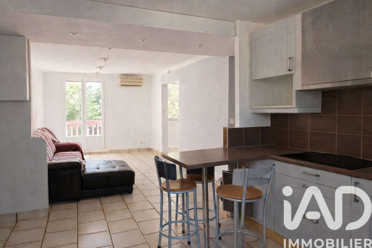 Photo 3 - Appartement à SALON-DE-PROVENCE