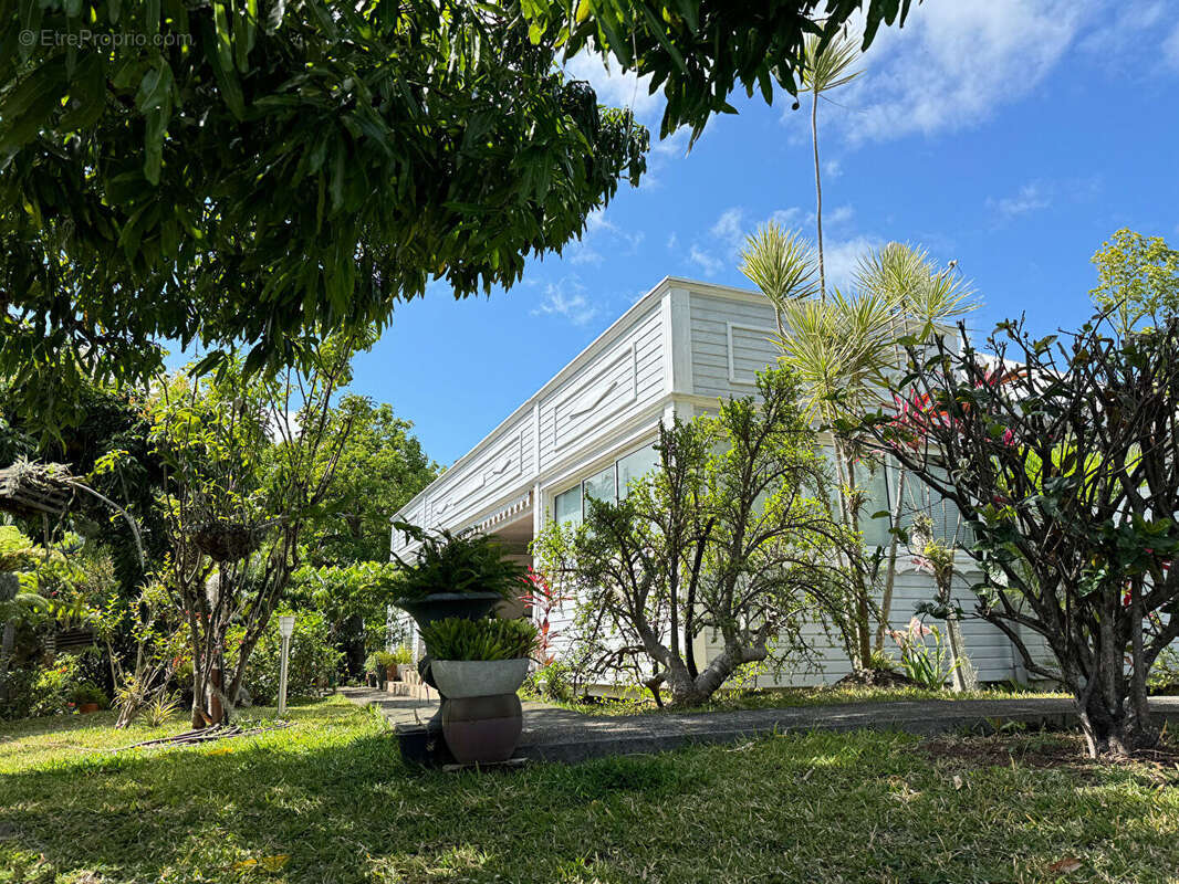 Maison à SAINT-DENIS