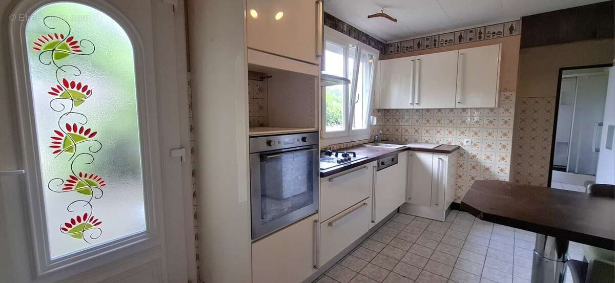 Maison indivuelle à vendre 6 pièces, Garage et Jardin ETREILLERS (02590) - photo 8
