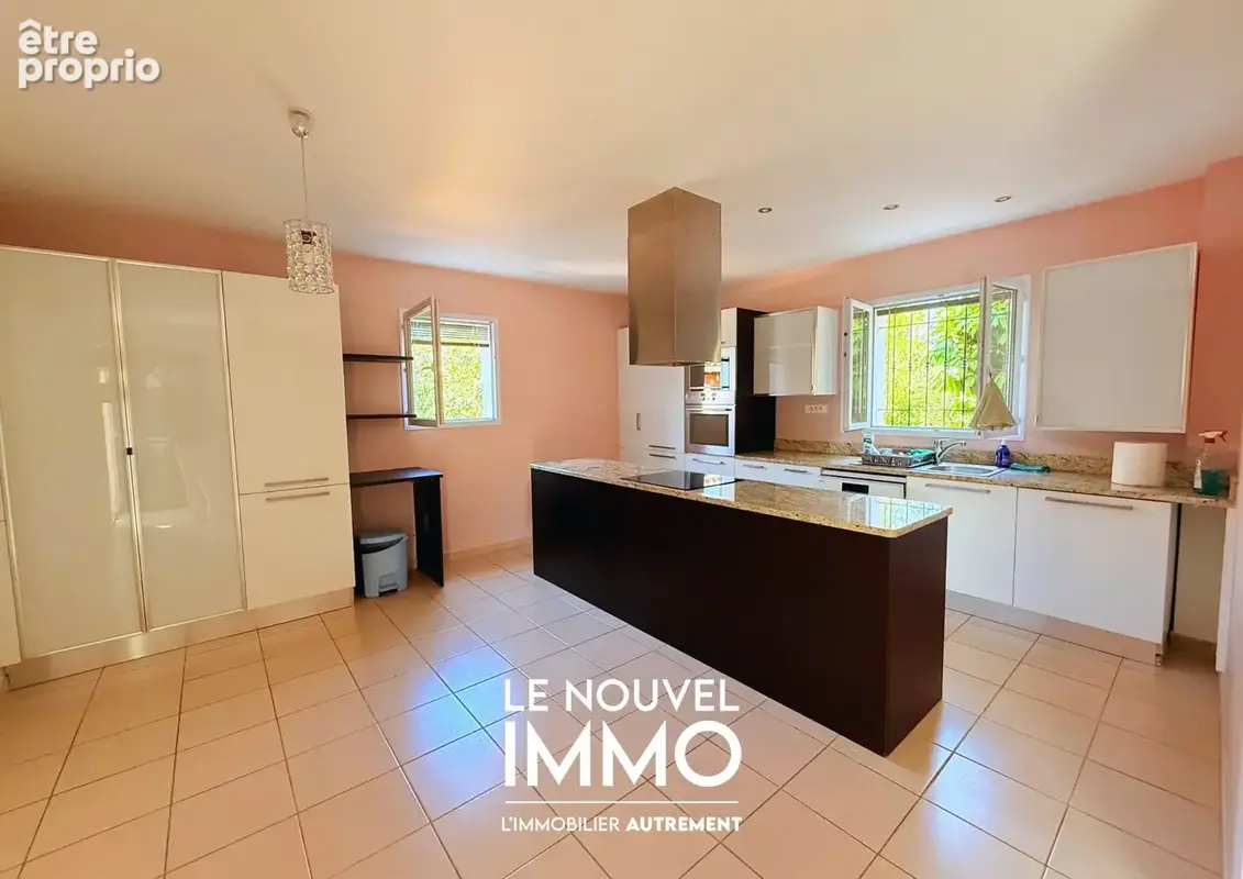 Maison 4 pièces 99 m² à vendre à Berre-L'etang (13130) - photo 2