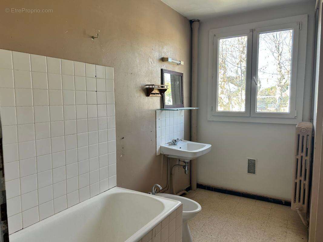 Appartement à VAISON-LA-ROMAINE