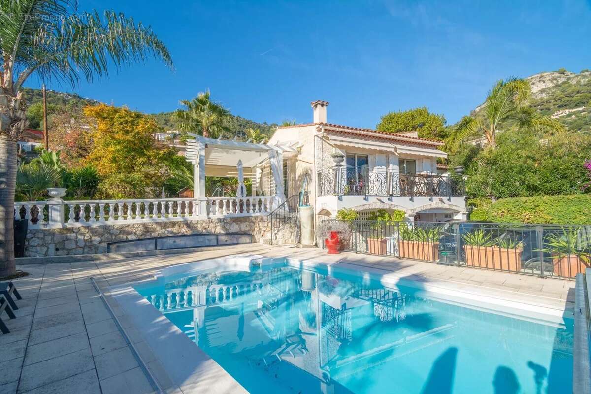 Maison à BEAUSOLEIL