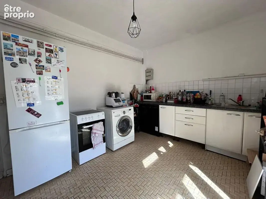 Chatellerault  - pavillon familial de 166 m² - 6 chambres + pièces modulables - terrain clos de 577 m² - photo 4