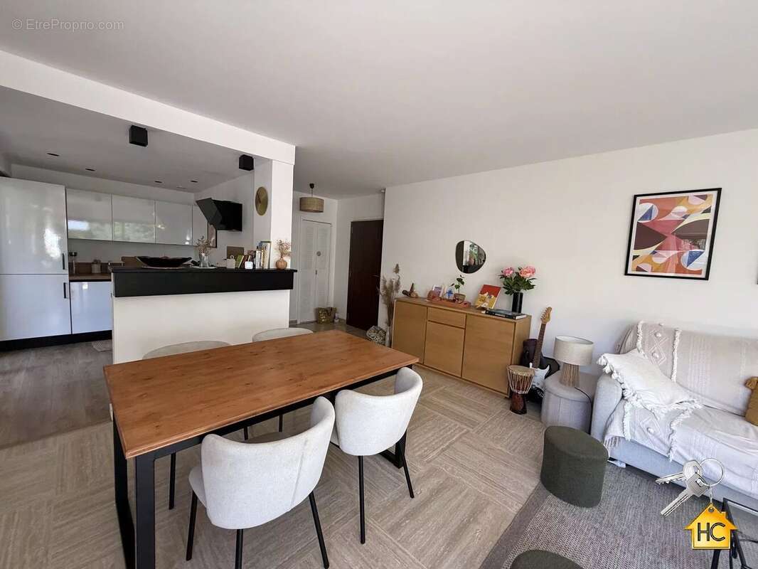 Grand 2 pièces : une pépite au Petit Juas !!! - photo 11