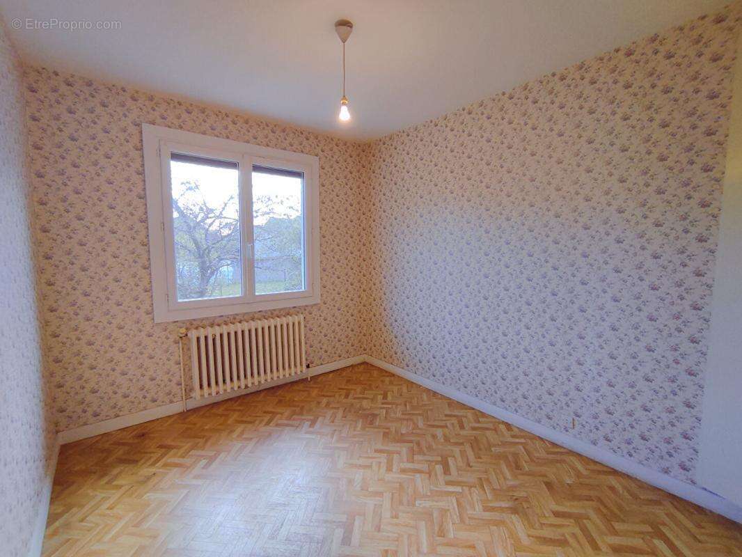 Maison à CHATELLERAULT