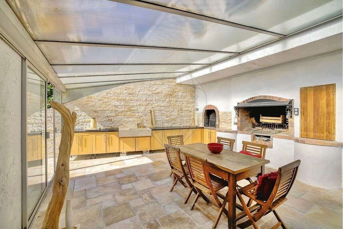 Maison à CAGNES-SUR-MER