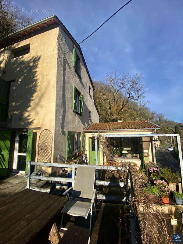 Maison à VILLEFRANCHE-DE-ROUERGUE