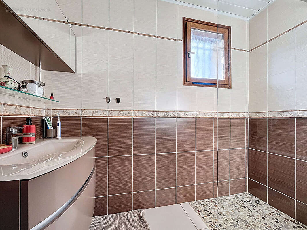 Maison à SAINT-MICHEL-SUR-ORGE