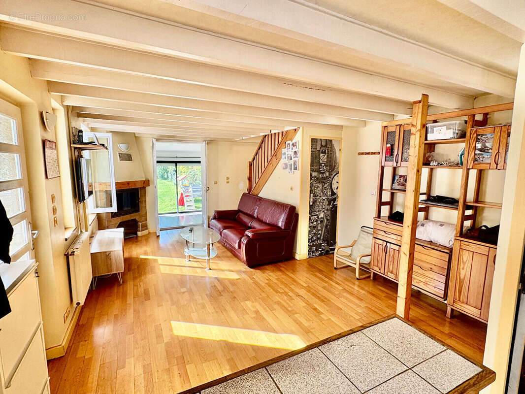 AUBIÈRE / Opportunité maison à vendre au calme avec jardin et 2 chambres ! - photo 5