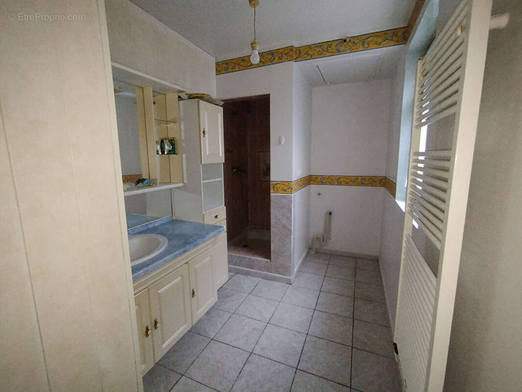 Maison à ORIGNY-SAINTE-BENOITE