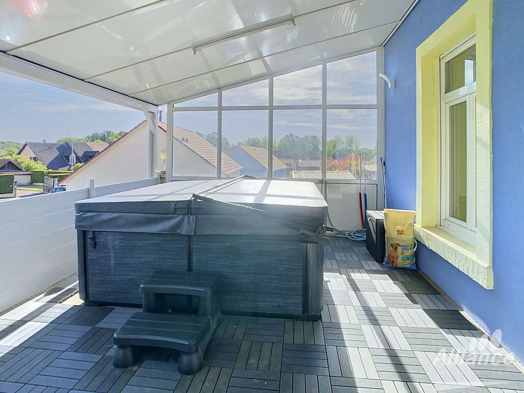Superbe appartement avec vaste terrasse, excellentes prestations - photo 10