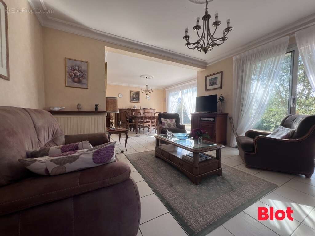 Maison 102 m² à Vannes  - photo 4