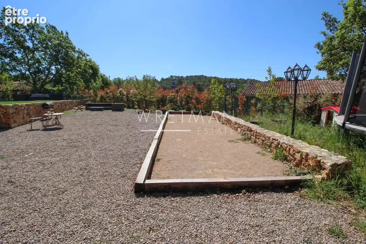 Maison en pierre rénovée au calme - Fayence - photo 19