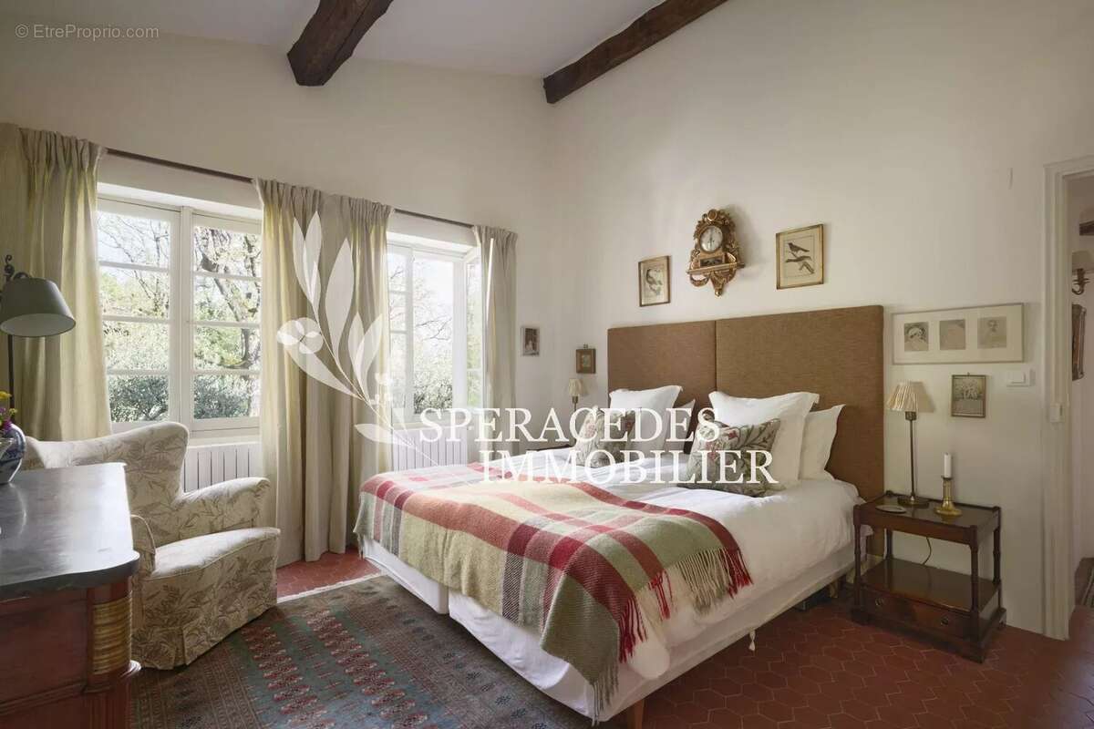 Maison à PEYMEINADE