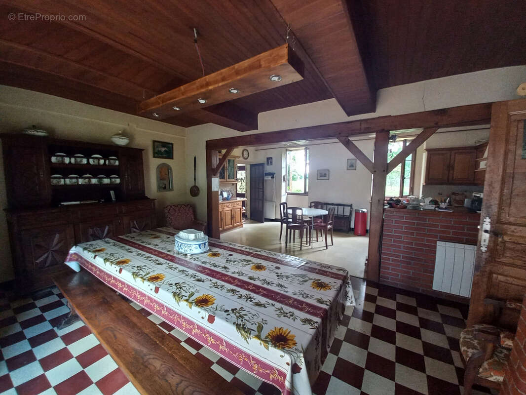 Maison à MIRANDE