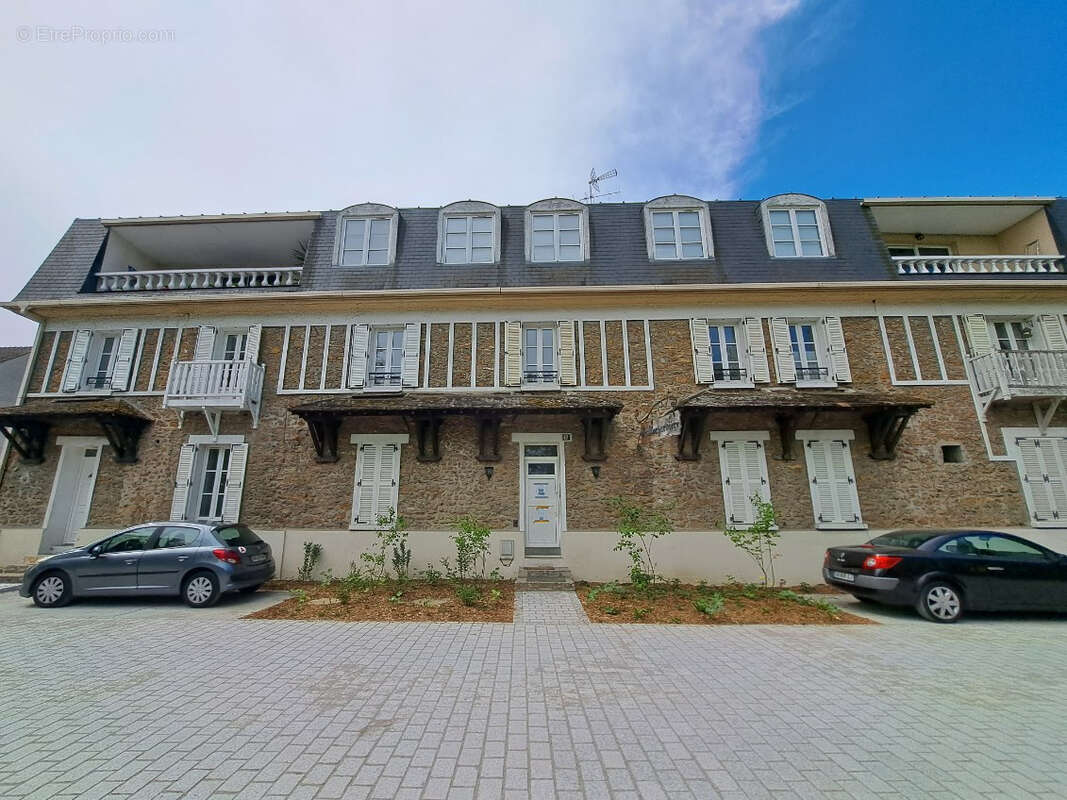 Appartement à RIS-ORANGIS