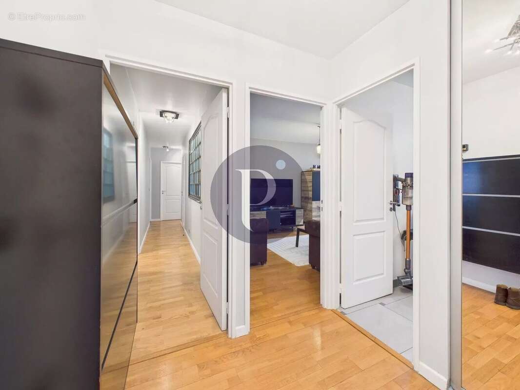 Appartement à CHILLY-MAZARIN