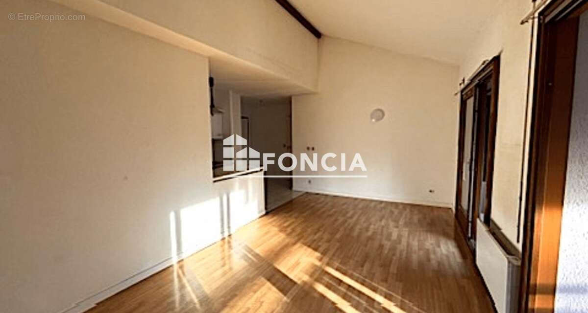 Appartement à DOUVAINE