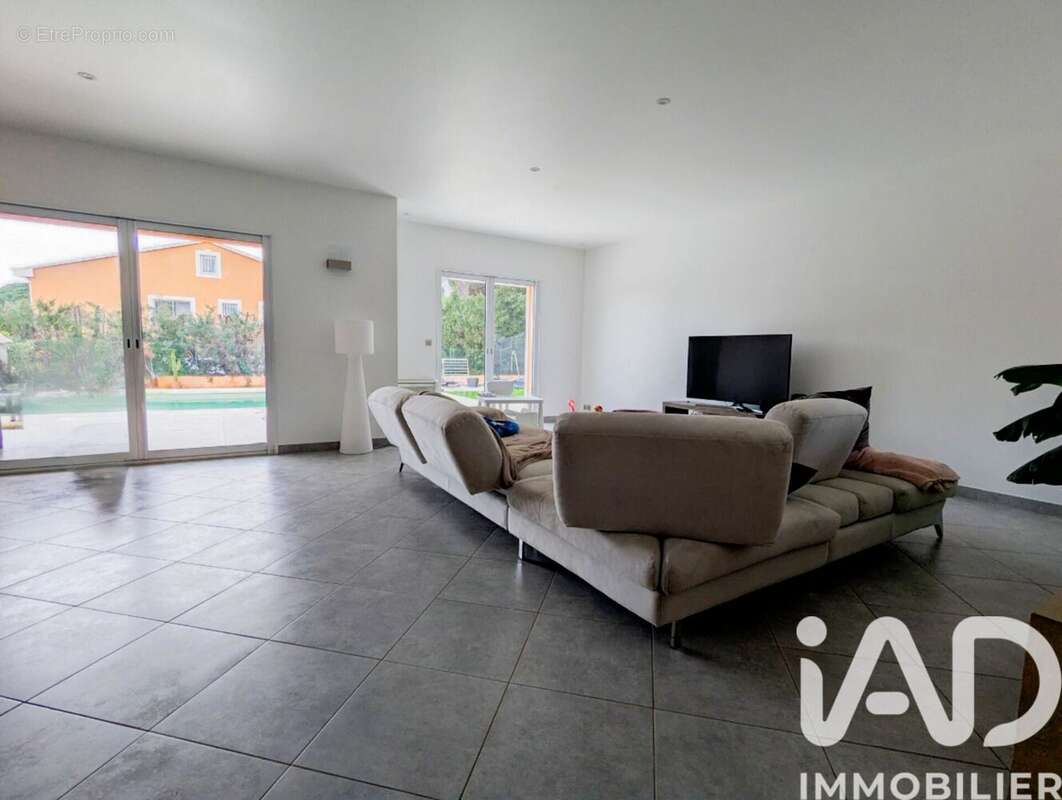 Photo 4 - Maison à FREJUS