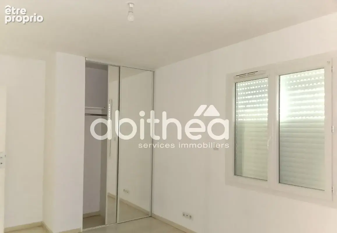 Maison de plain pied de 2013 de 111 m2 PMR - photo 6