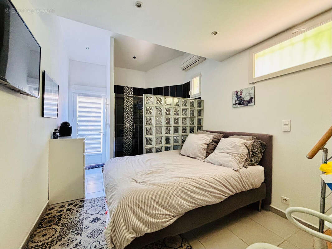 Maison à MARSEILLE-10E