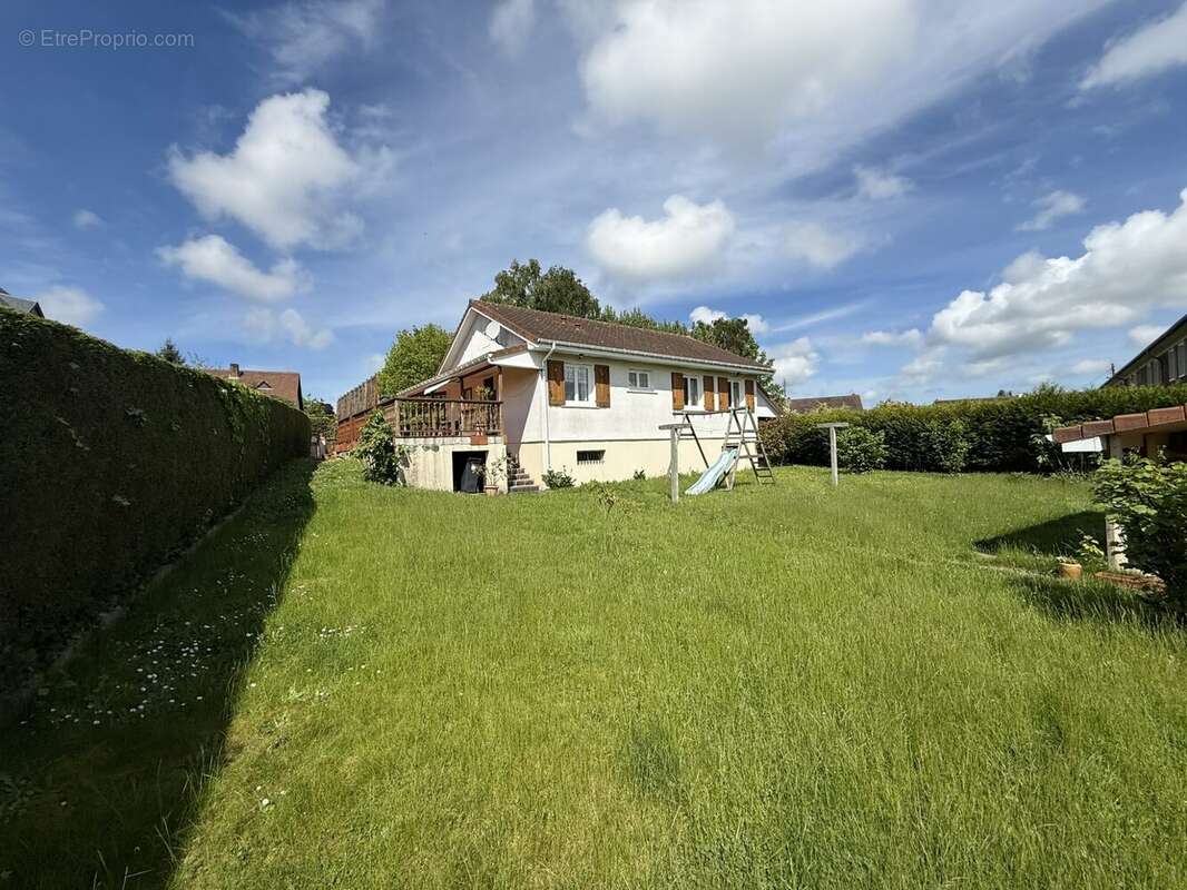 Maison à FONTAINE-LA-MALLET